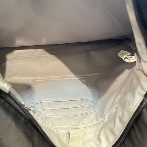 BAGGALLINI Bag Black on Black Cheetah Print Bucket Bag Crossbody Shoulder  Purse - Picture 7 of 9